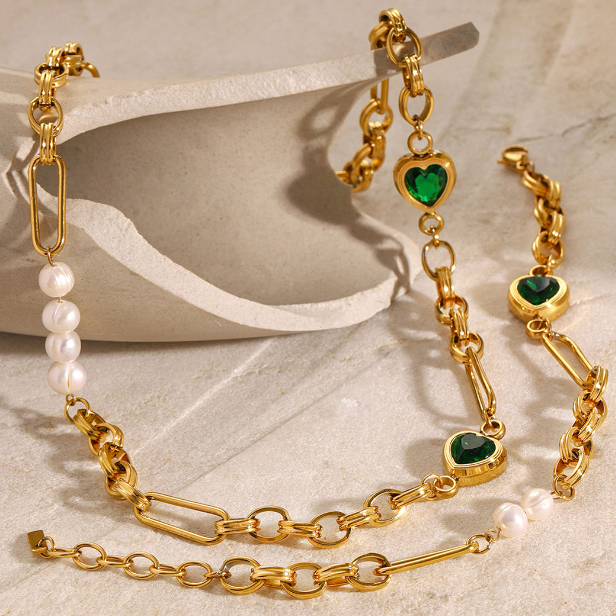 Emerald Heart & Baroque Pearl Set